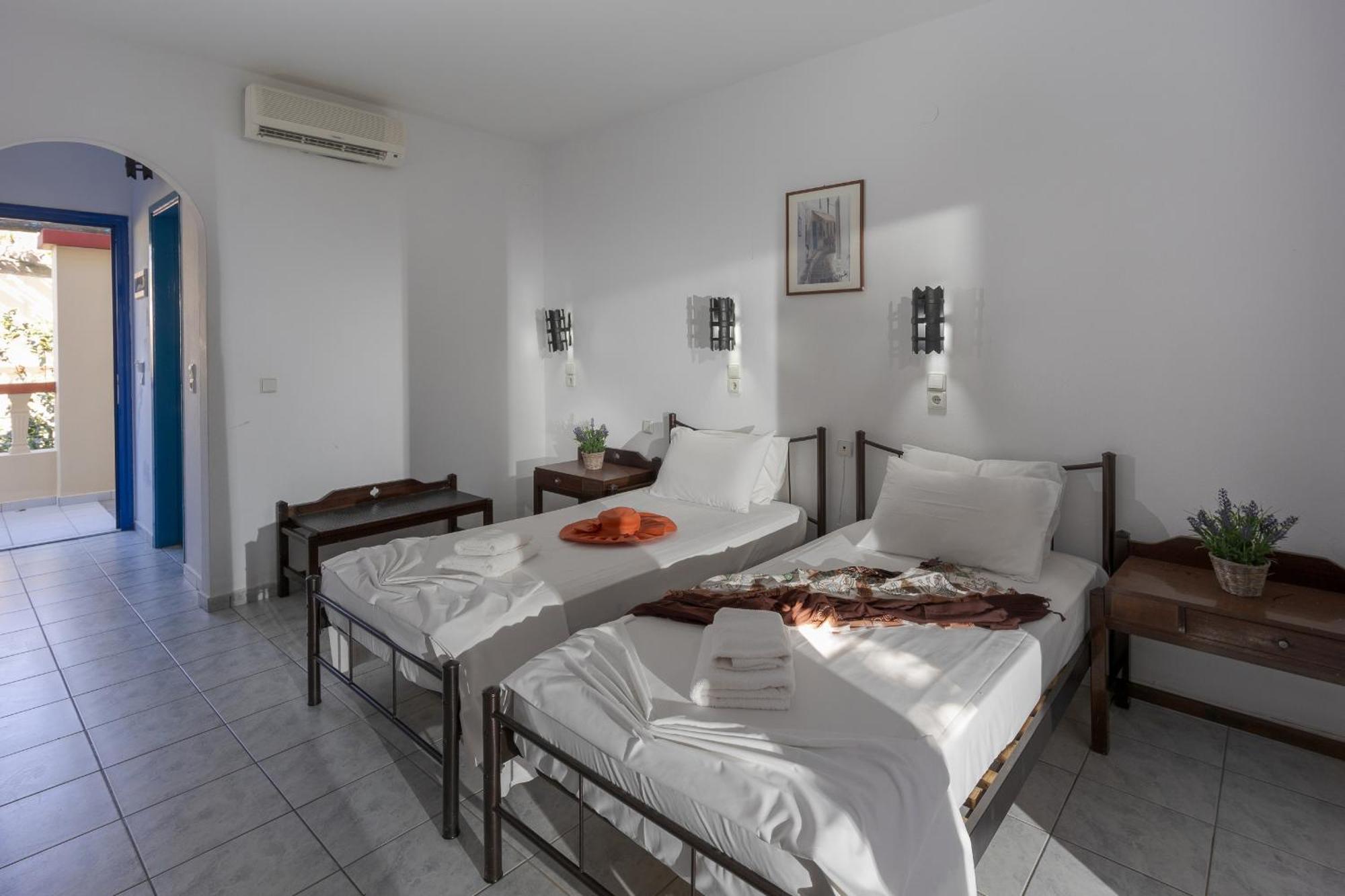 Palm Bay By Estia Hotel Sissi Exterior foto