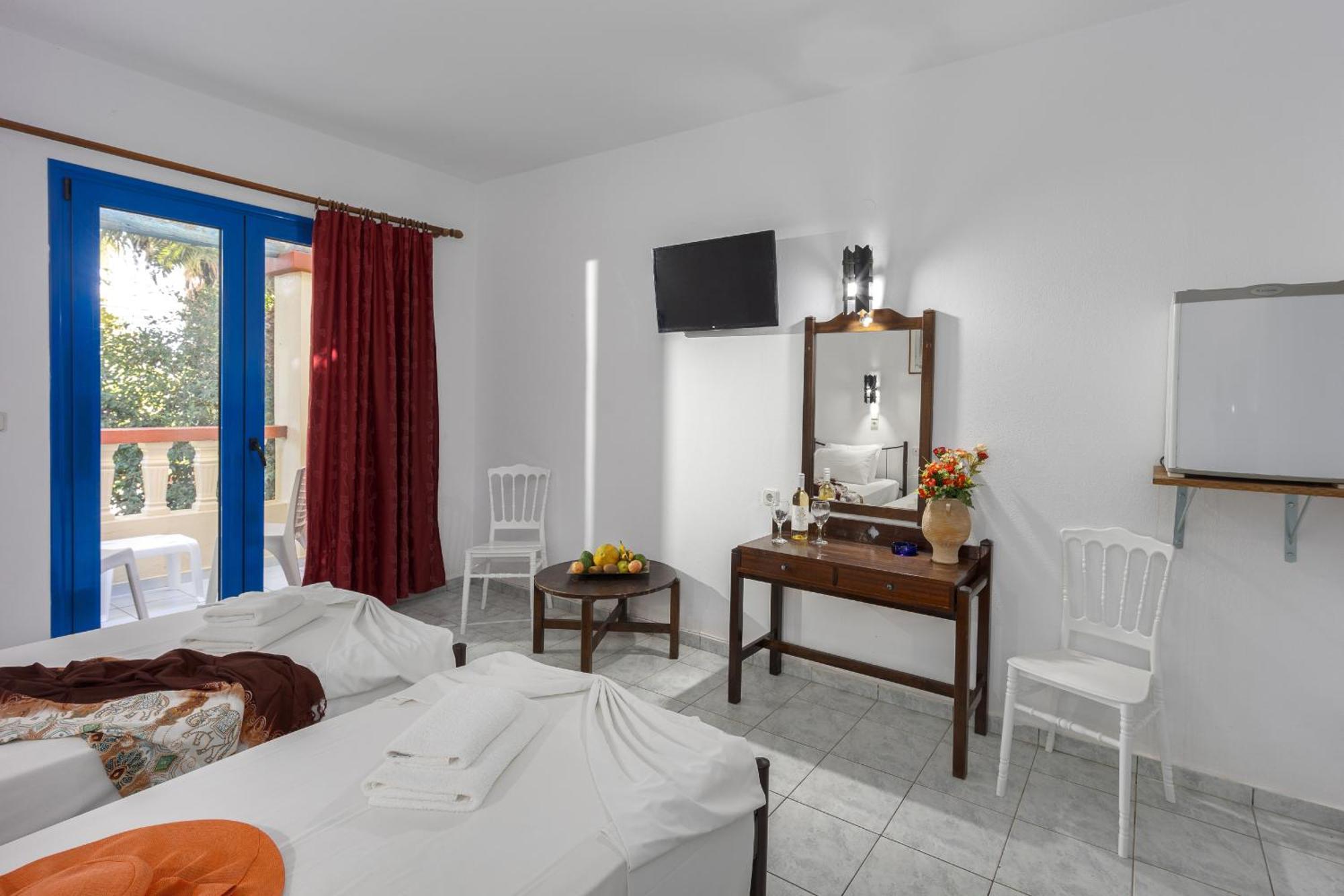 Palm Bay By Estia Hotel Sissi Exterior foto