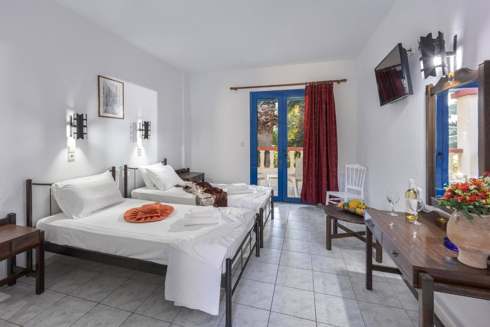 Palm Bay By Estia Hotel Sissi Exterior foto
