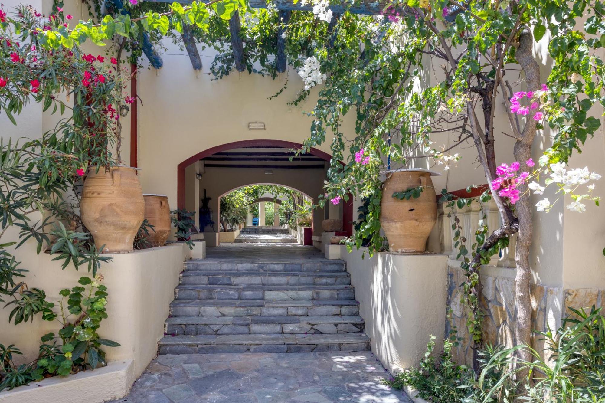 Palm Bay By Estia Hotel Sissi Exterior foto